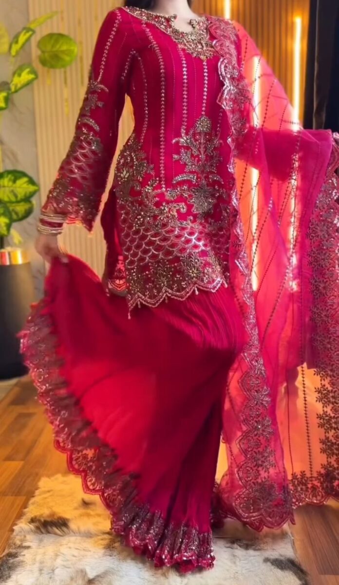 3 Pics Gown