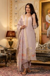 WOMEN PURE VISCOSE SIMER SILK BEATS EMBROIDERED KURTA SET