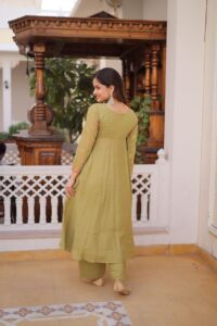 PREMIUM READYMADE  KURTI WITH PANT
