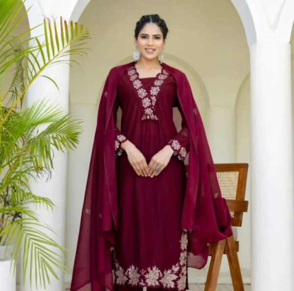 Women’s Premium Cotton 60×60 Embroidered Kurti Pant Dupatta Set – Party Wear Ethnic Suit
