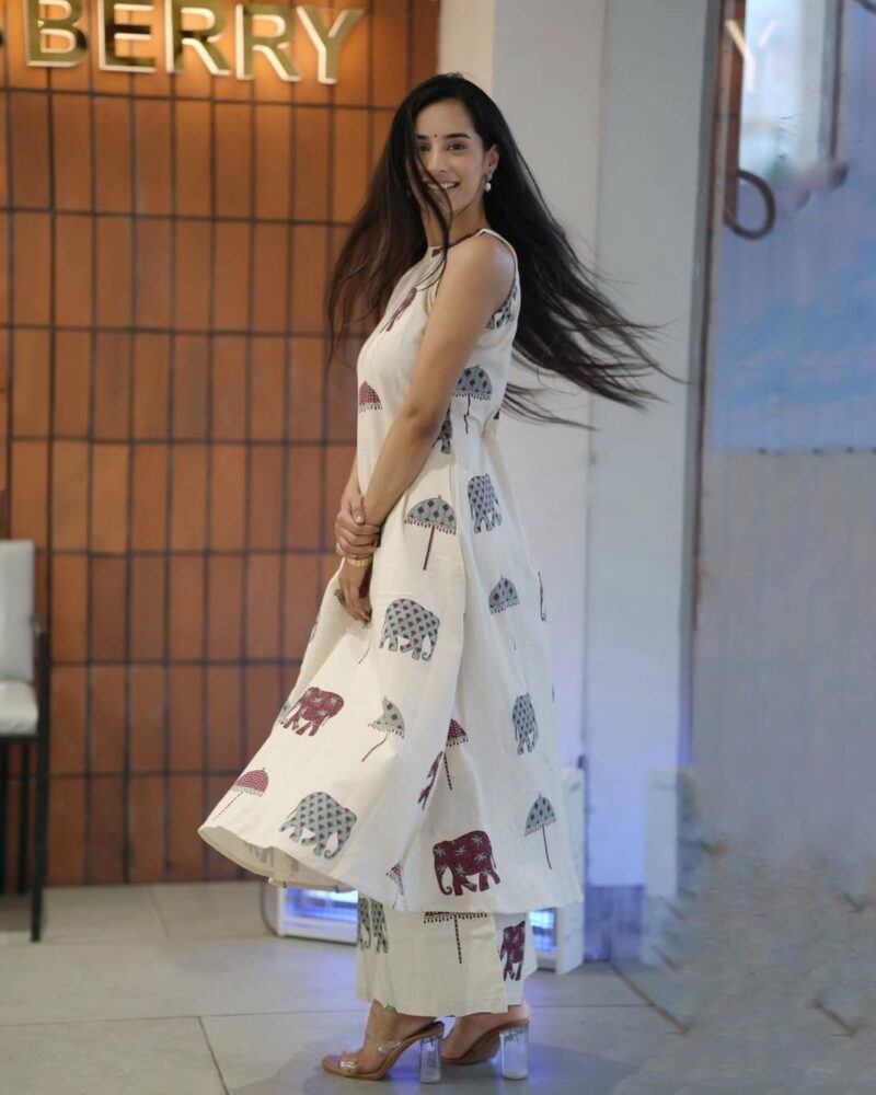 White Elephant Print Sleeveless Kurta Palazzo Set for Women